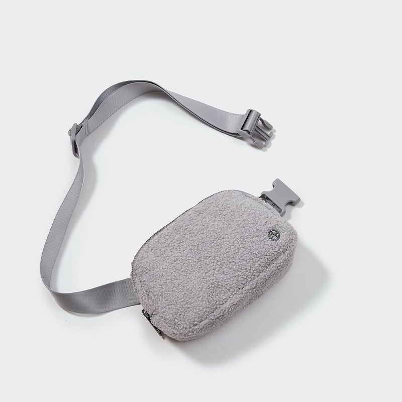 Pander Fanny pack Everywhere Fleece Belt Bag for Women and Men with Adjustable strap Belt, 1L. (Light Grey) - Image 2